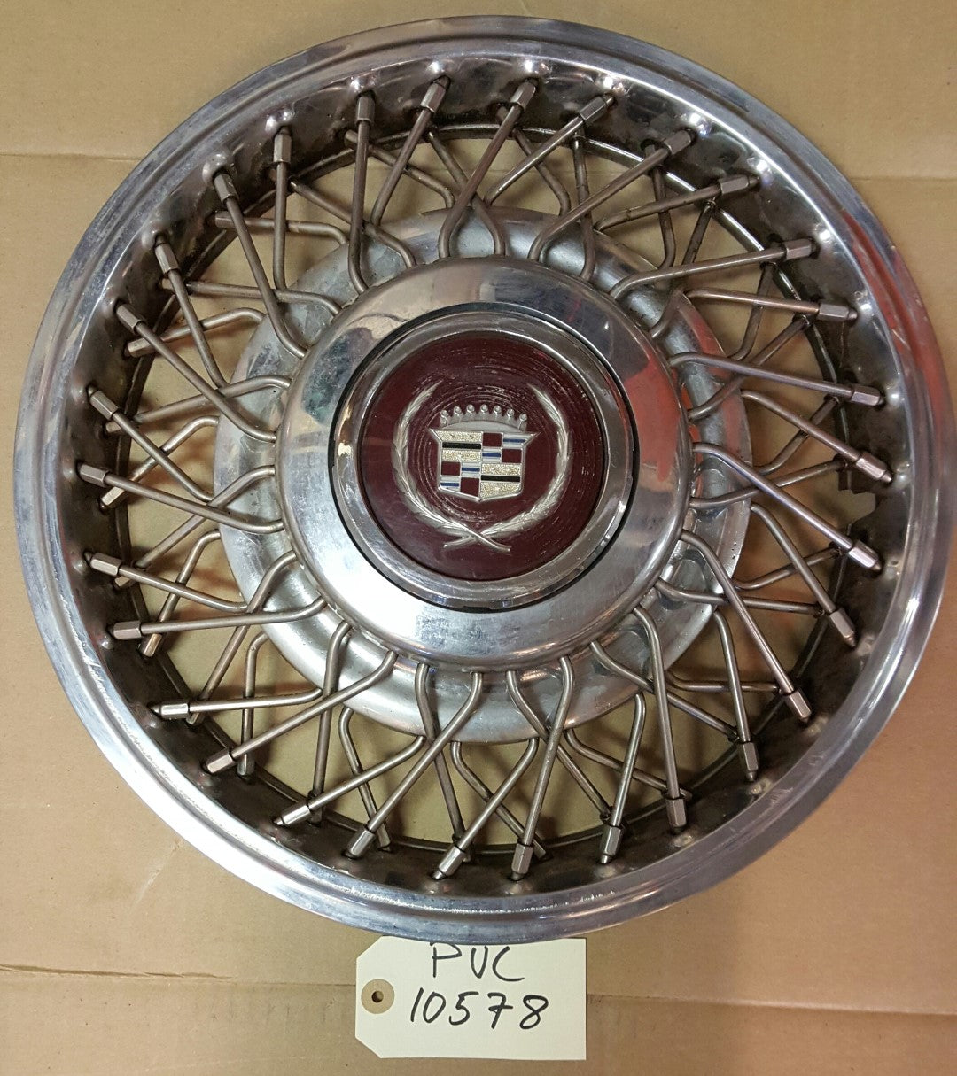 Cadillac Hub Cap - PUC10578