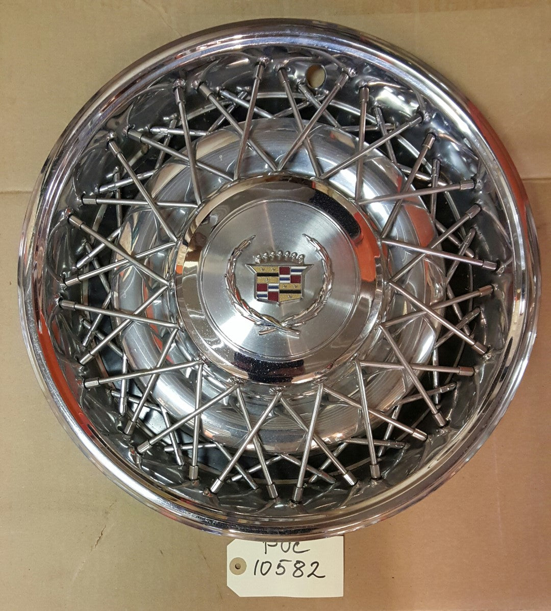 Cadillac Hub Cap 15" RWD - PUC10582