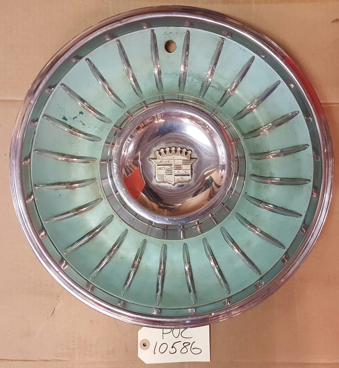 Cadillac Hub Cap Turquoise - PUC10586