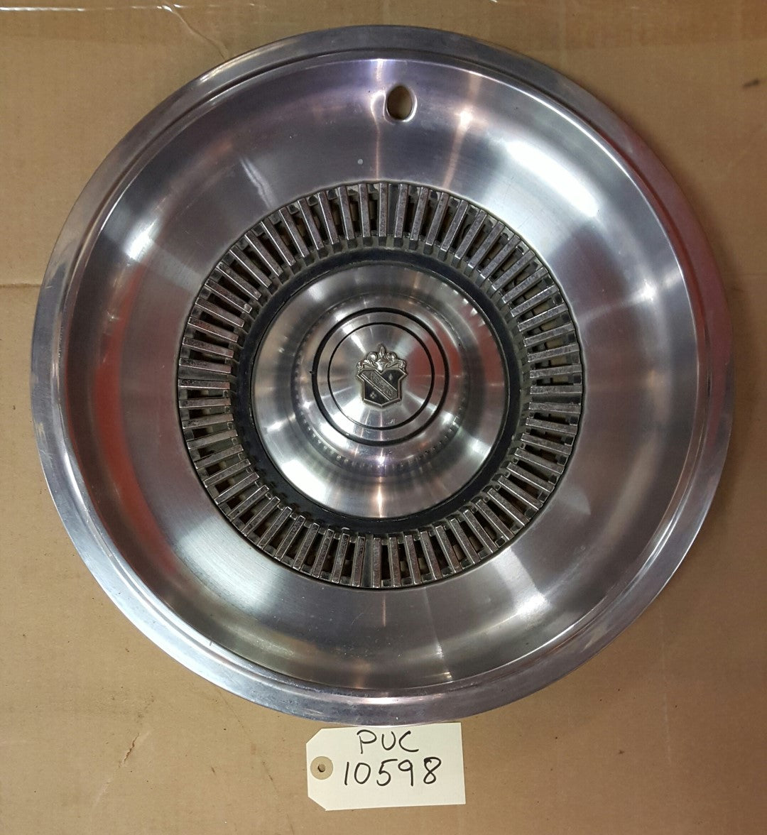 Buick Electra Hub Cap - PUC10598