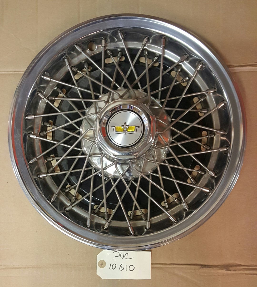 Chevrolet Caprice Hub Cap - PUC10610