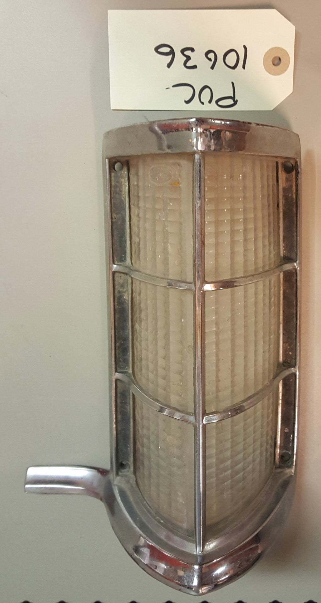 1973 Ford Thunderbird  Park lamp LH - PUC10636