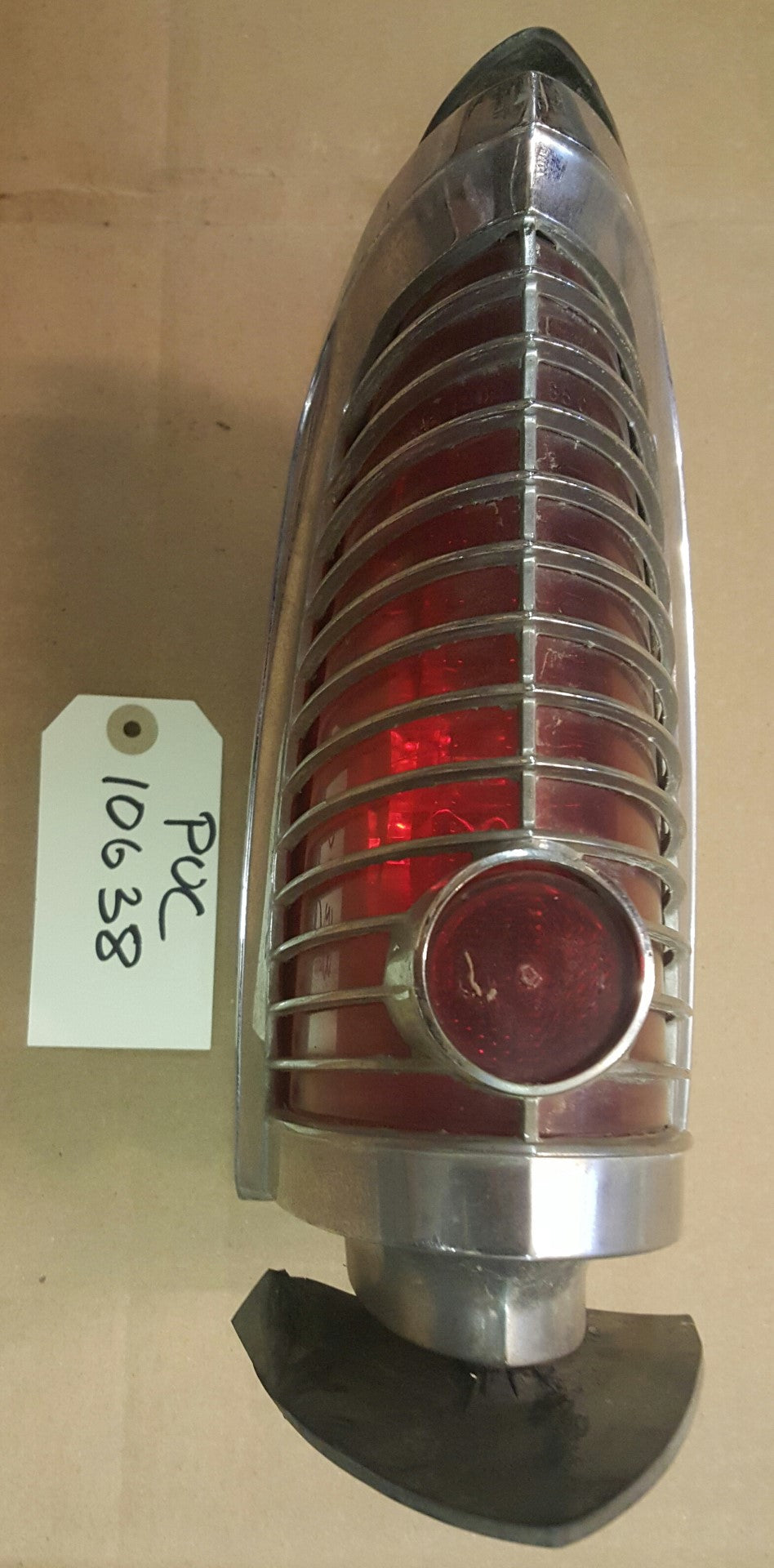 1965 Lincoln Tail lamp  - PUC10638