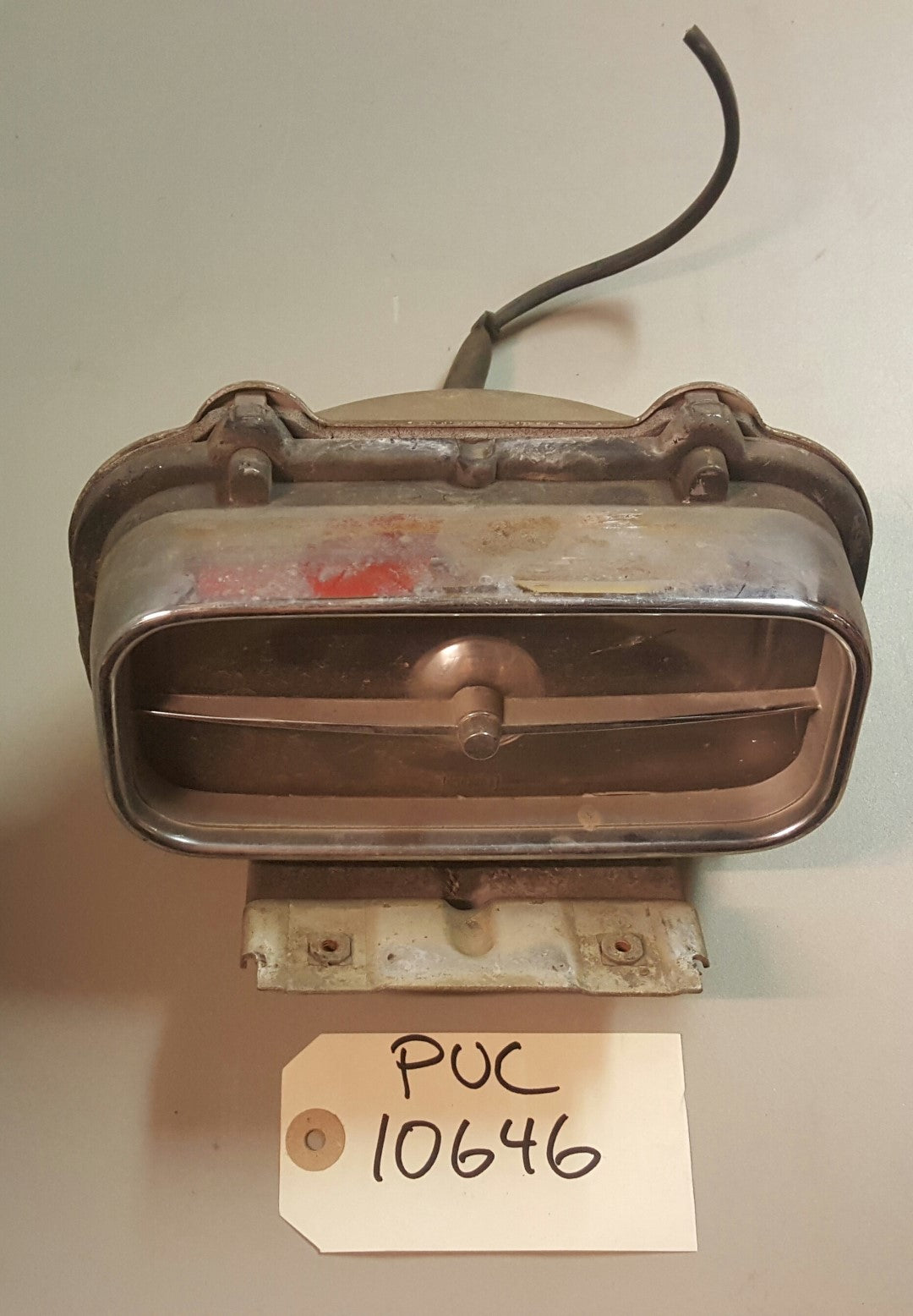1969 Ford Parking Lamp - PUC10646