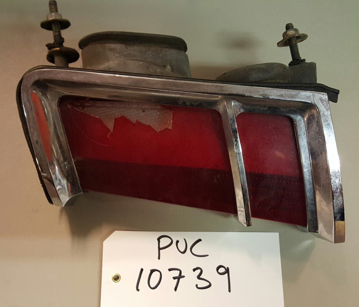 1970 Lincoln Continental Tail Light RH - PUC10739