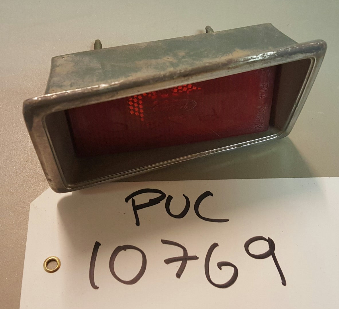 1970-71  Ford Torino side rear marker lights - PUC10769