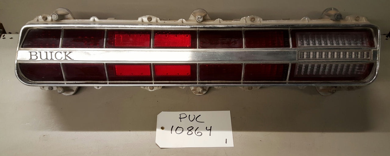 Buick Tail lamp LH - PUC10864
