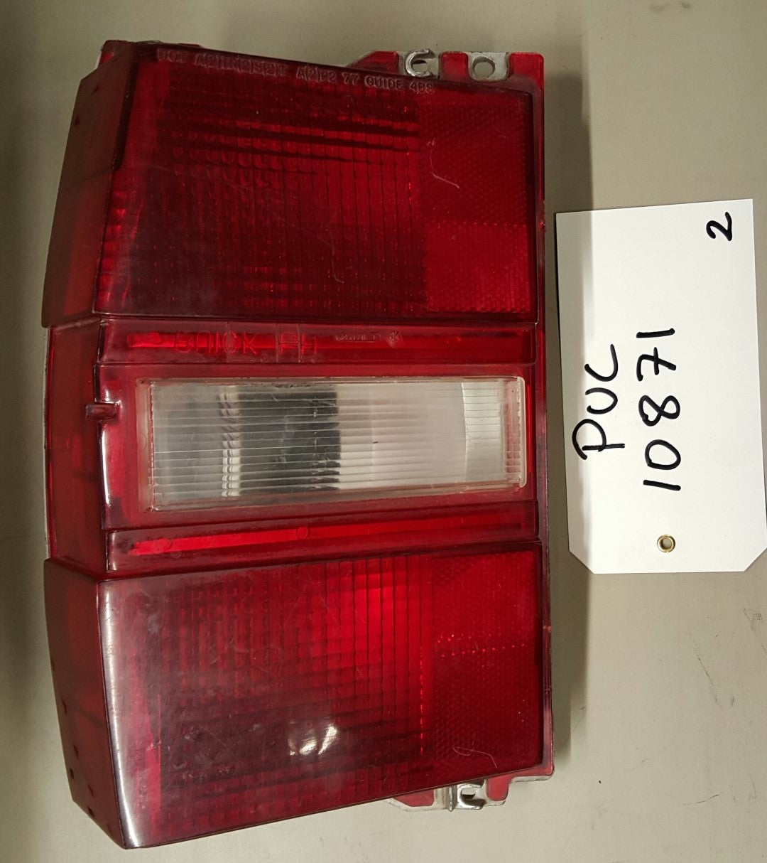 Buick Tail lamp LH - PUC10871