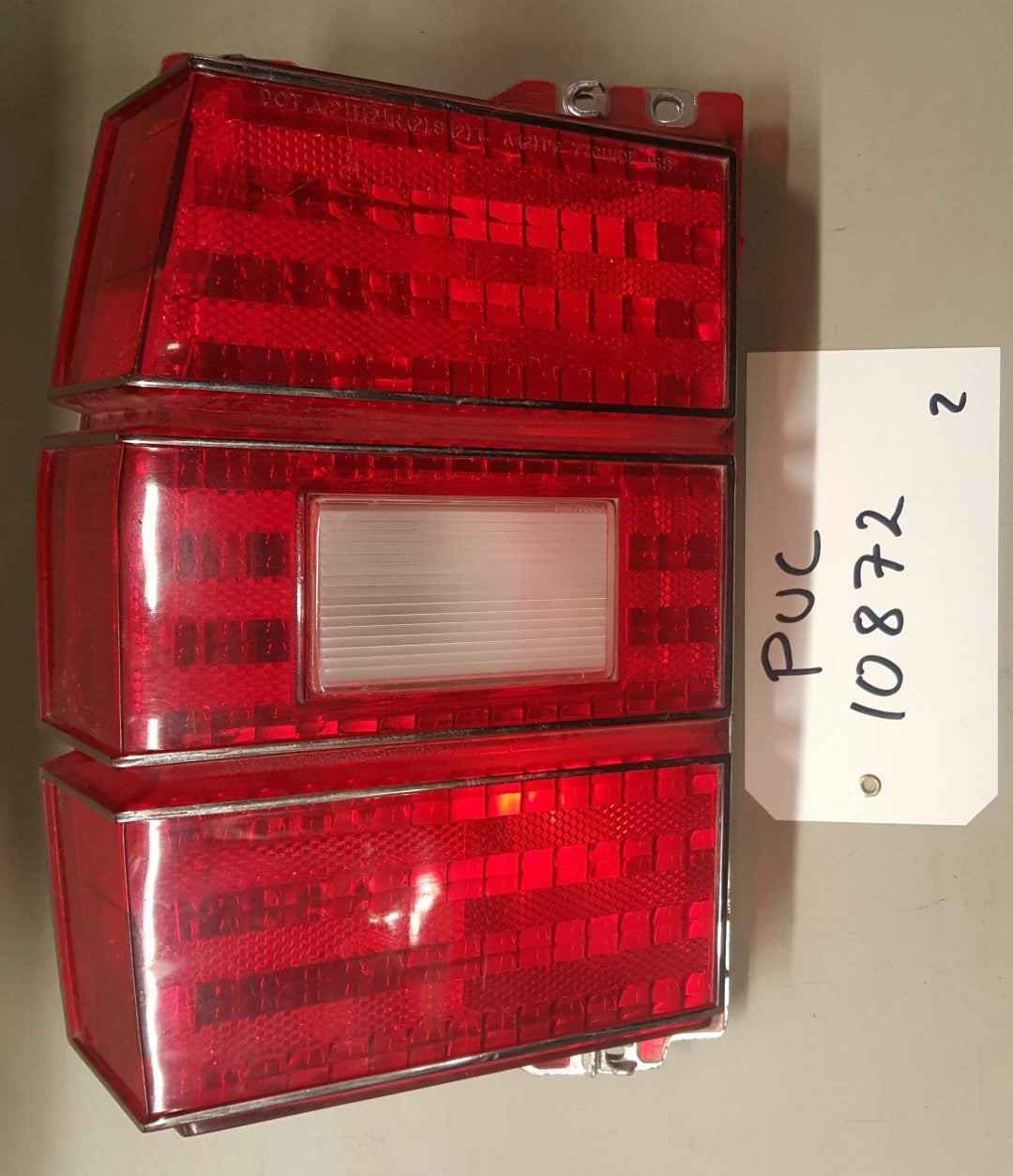 Tail lamp LH - PUC10872