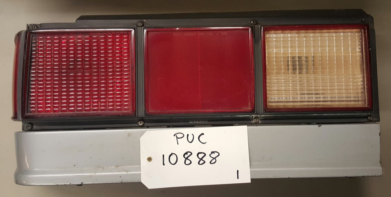 Tail lamp LH - PUC10888