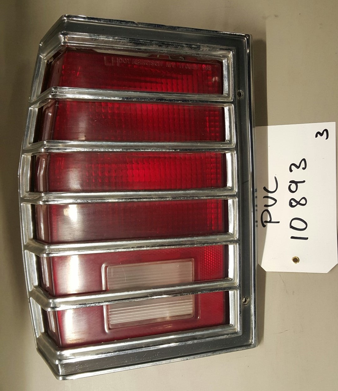 Tail lamp LH - PUC10893