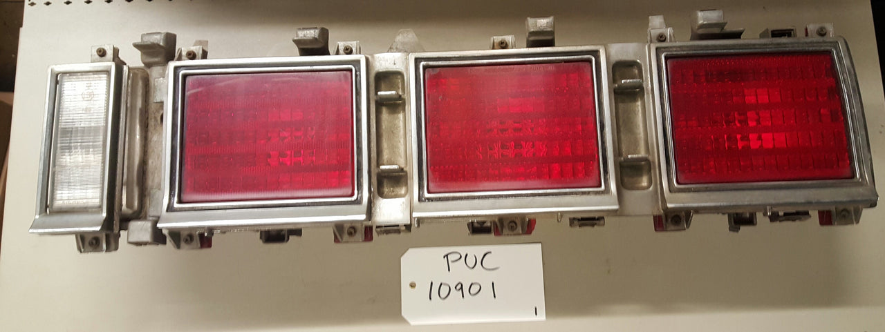 Tail Lamp RH - PUC10901