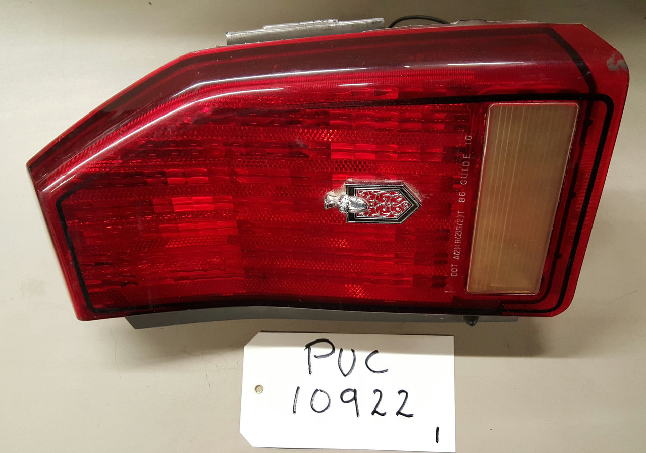 Tail Light RH - PUC10922