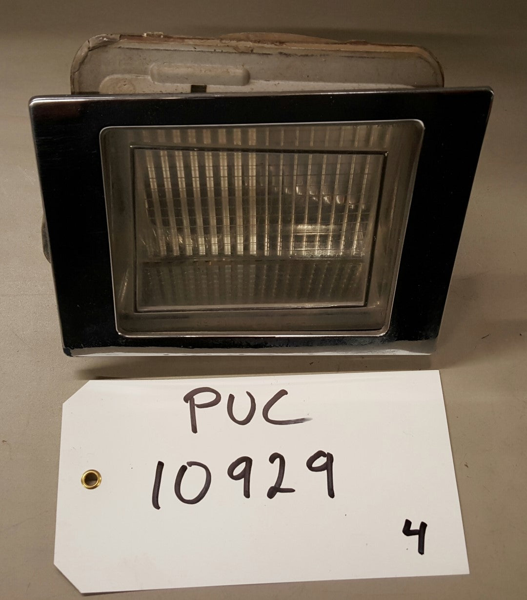 Corner light  - PUC10929