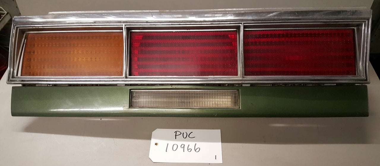 1979 Chevrolet Caprice Tail lamp LH - PUC10966