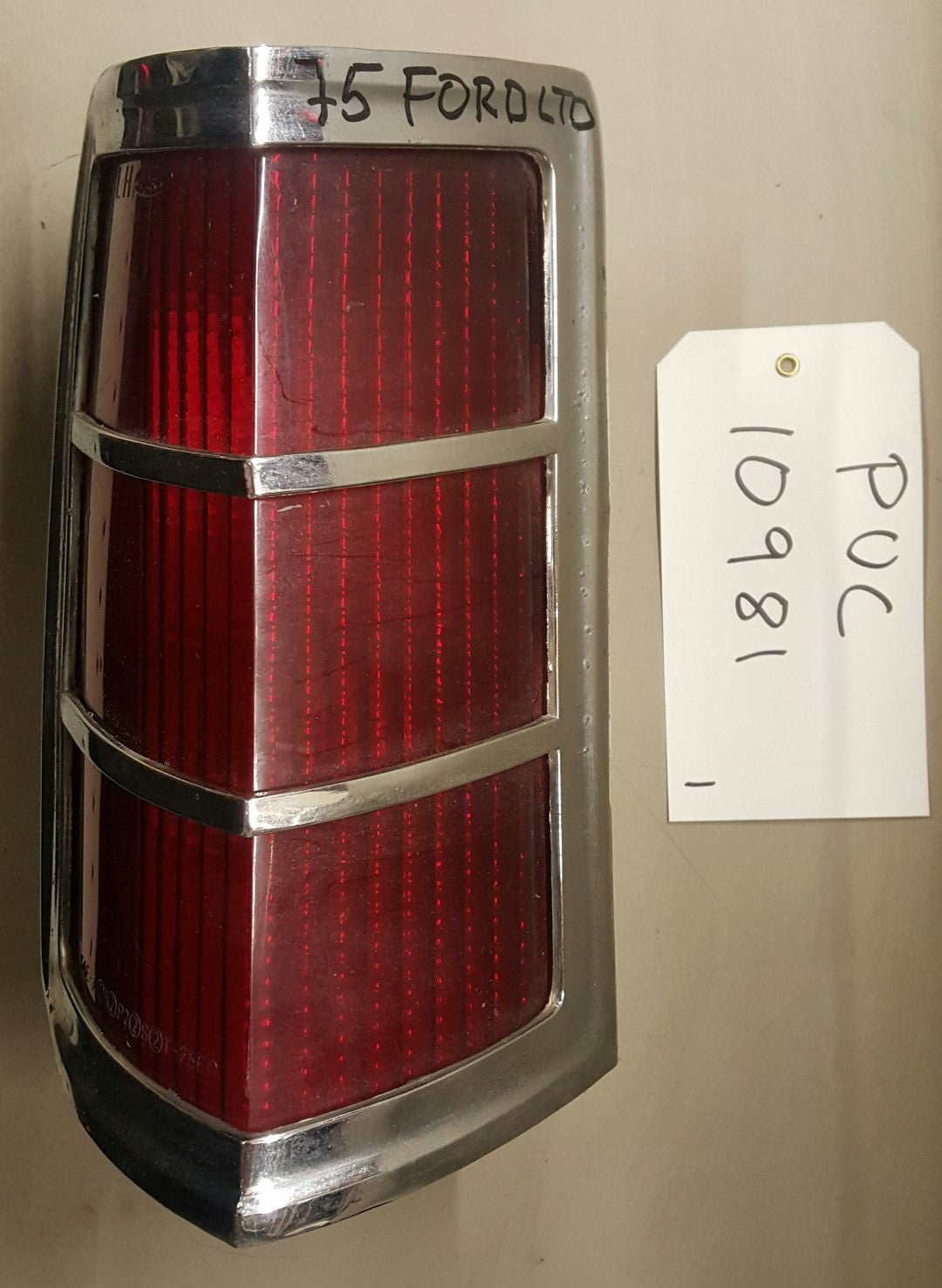 1975 Ford LTD Tail lam  LH - PUC10981