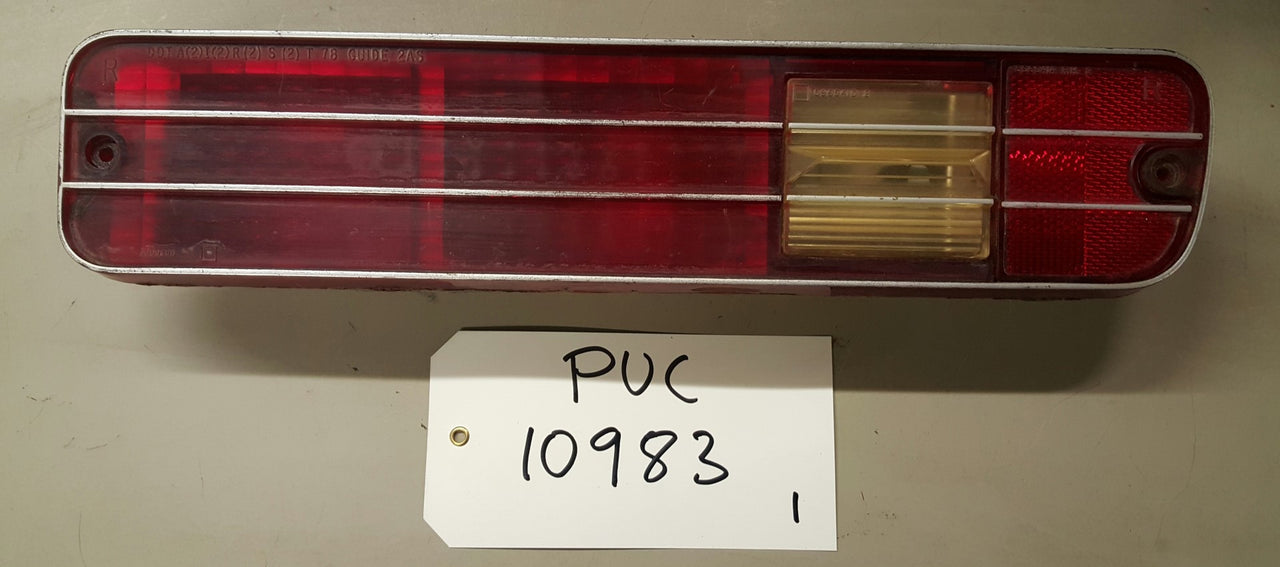 Pontiac Gran Le Mans Tail lamp RH - PUC10983