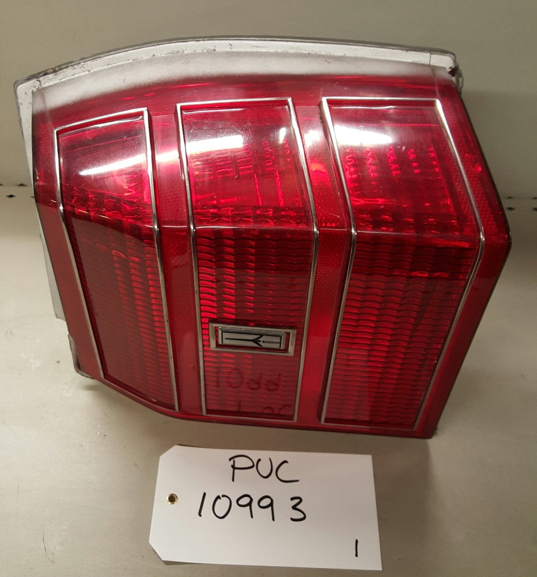 Oldsmobile Tail lamp RH - PUC10993