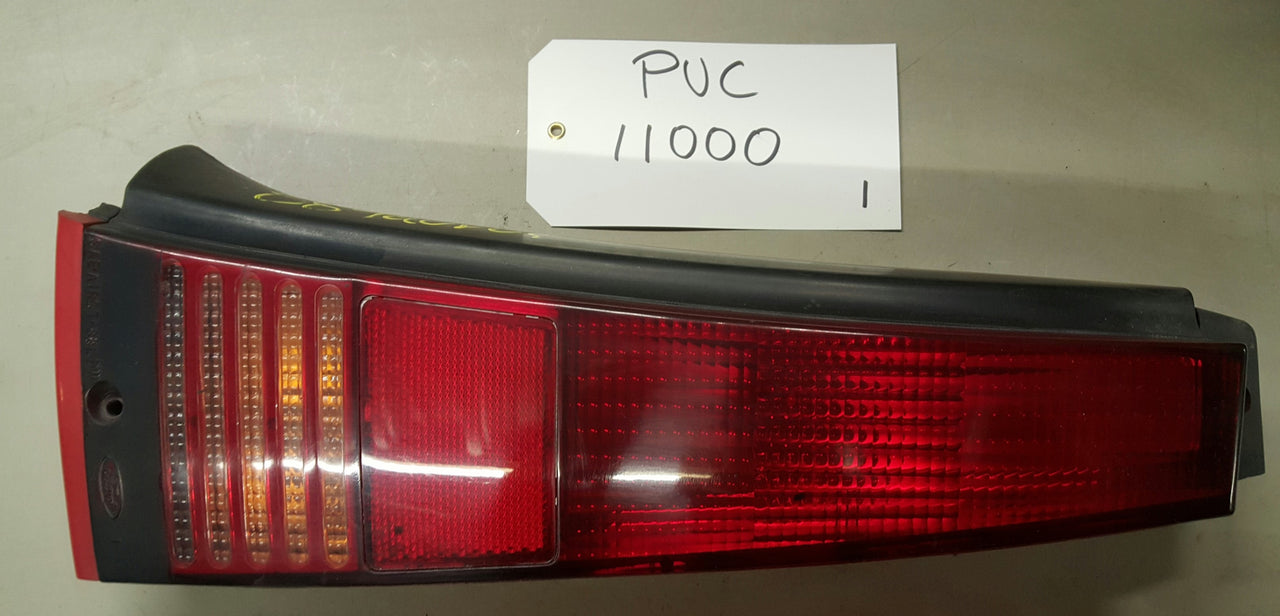 Taurus stv Tail lamp  RH - PUC11000