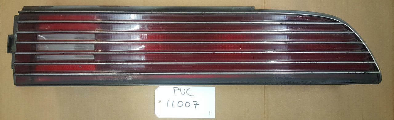 Pontiac Firebird Tail lamp RH - PUC11007