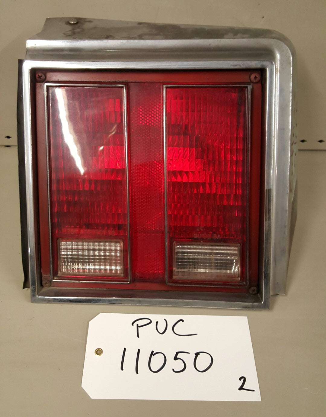 Oldsmobile Cutlass Tail lamp RH - PUC11050