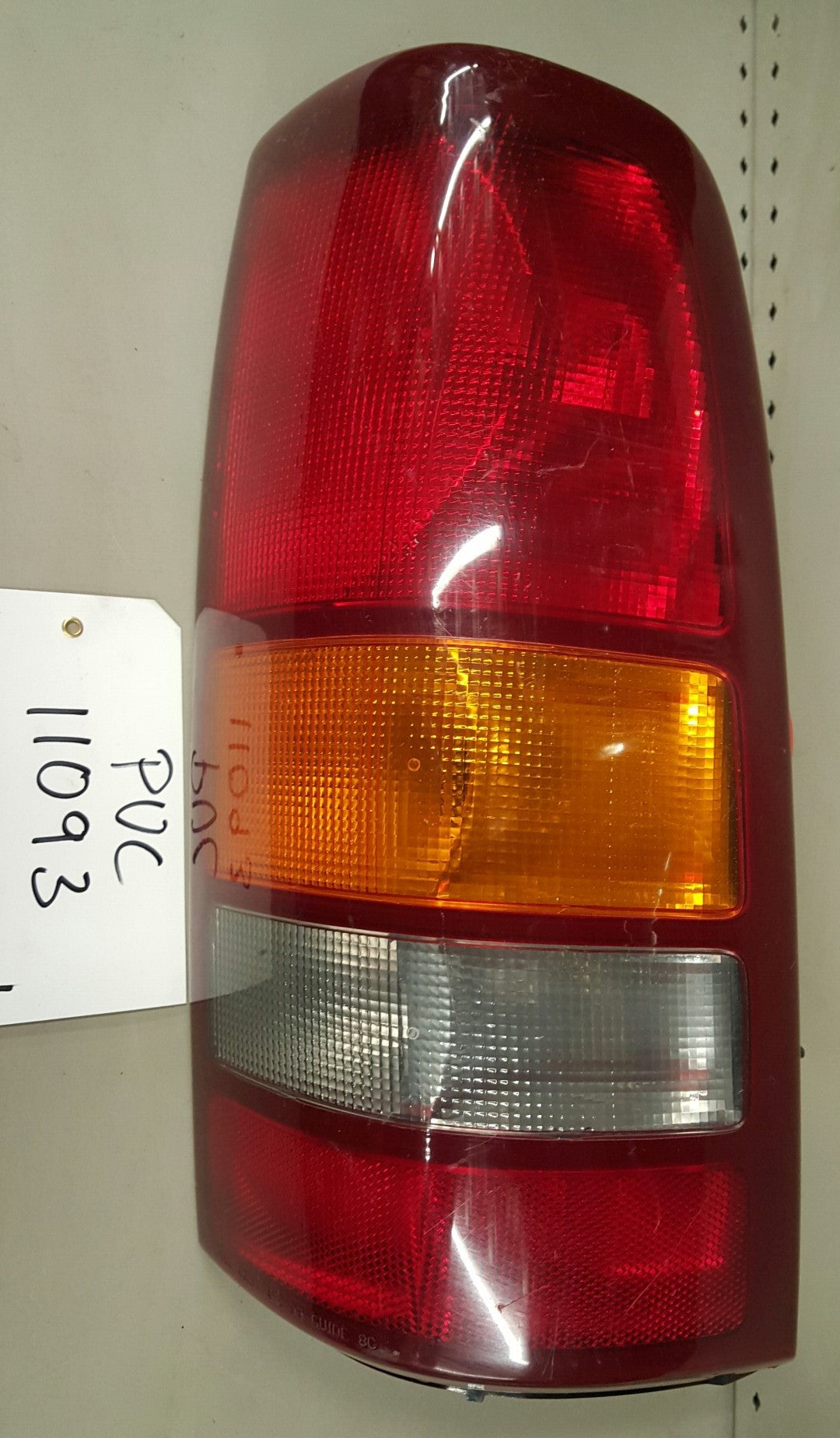 Tail lamp - PUC11093