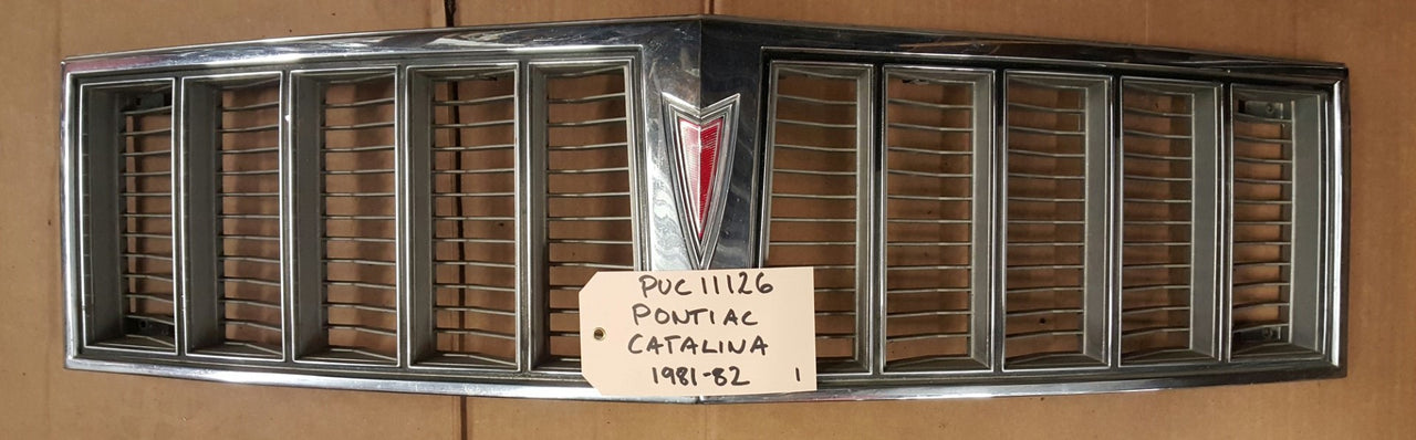 1981 82 Pontiac Grille - PUC11126