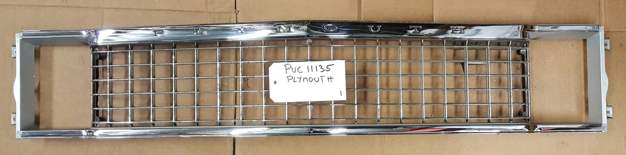 1980 Plymouth Volare grille NOS - PUC11135