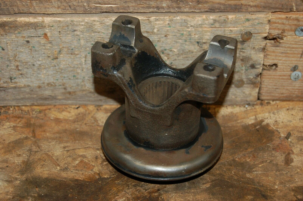 1965-66 Ford F100 9" yoke 28 splines used - PUC11172