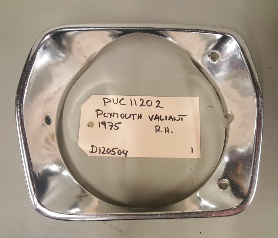 1975 Plymouth Valiant RH - PUC11202